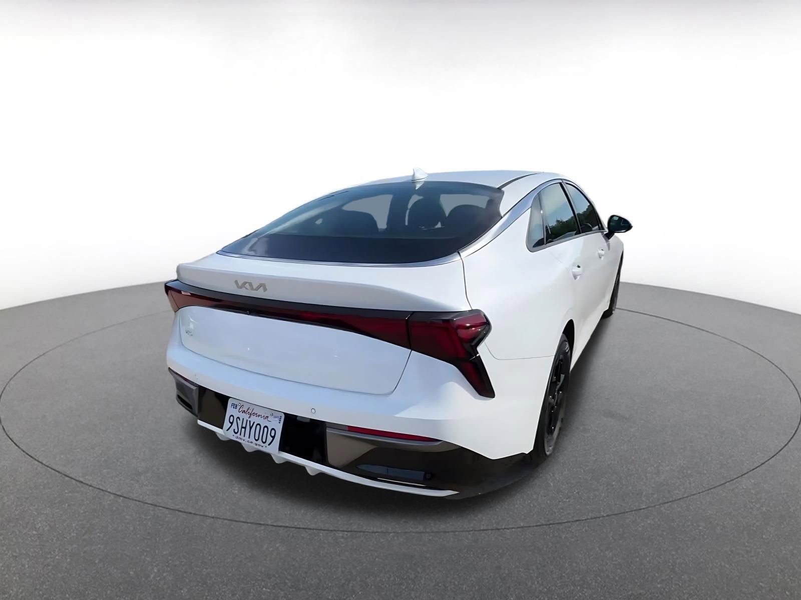 Thumbnail: 2025 Kia K5 - 14
