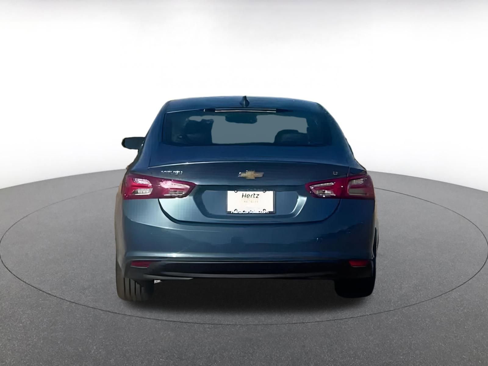 Thumbnail: 2024 Chevrolet Malibu - 4