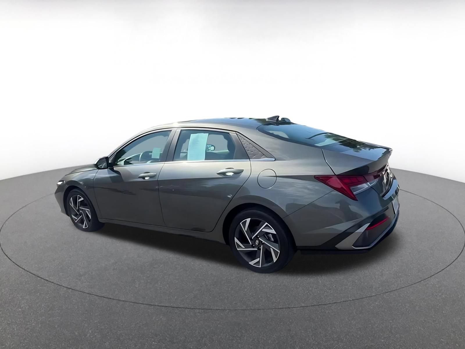 Thumbnail: 2025 Hyundai Elantra - 9