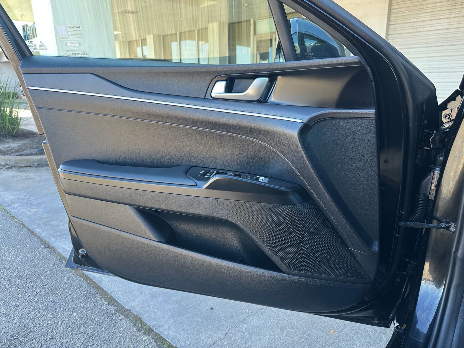 Thumbnail: 2025 Kia K5 - 18