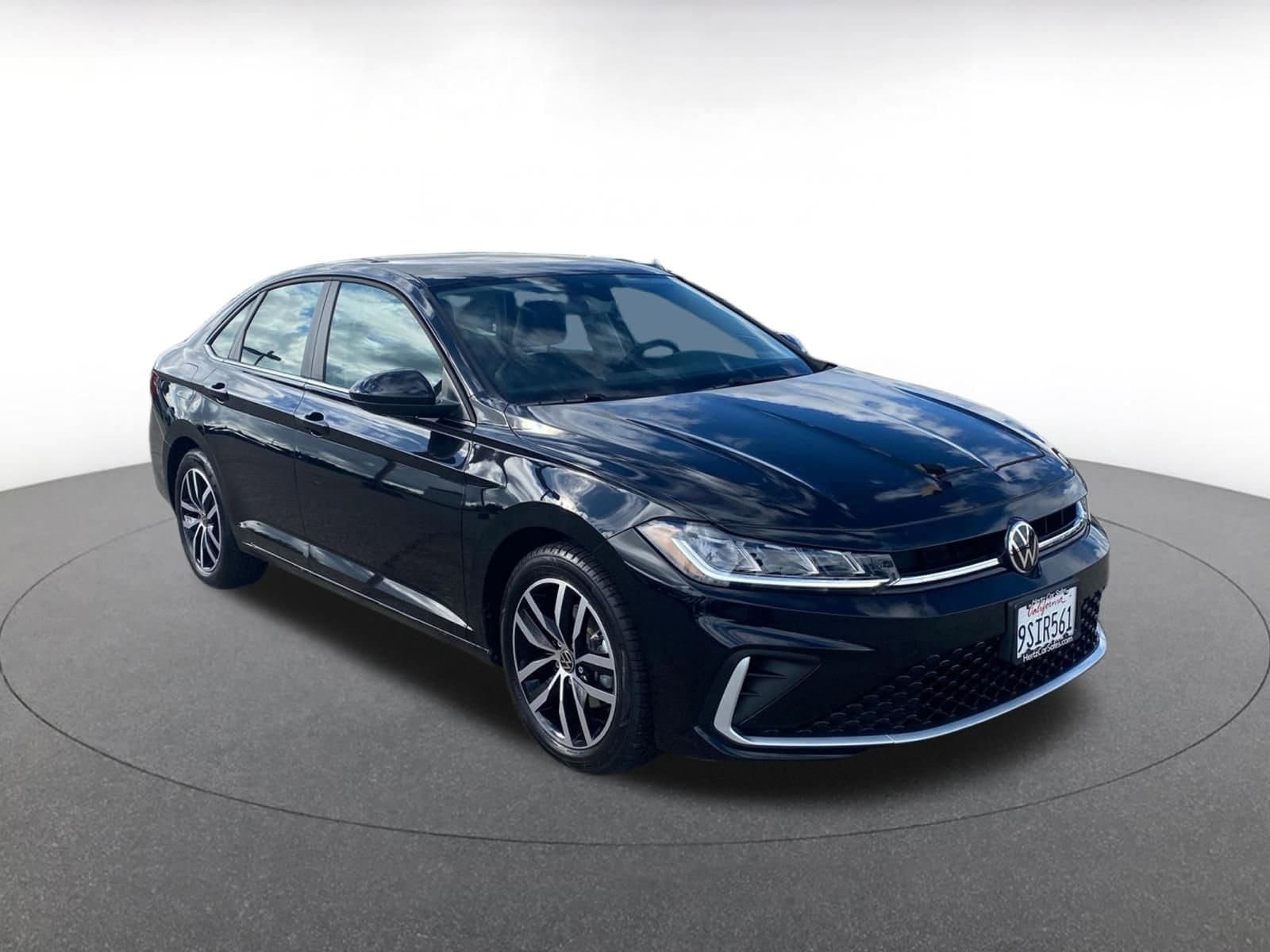 Thumbnail: 2025 Volkswagen Jetta - 1