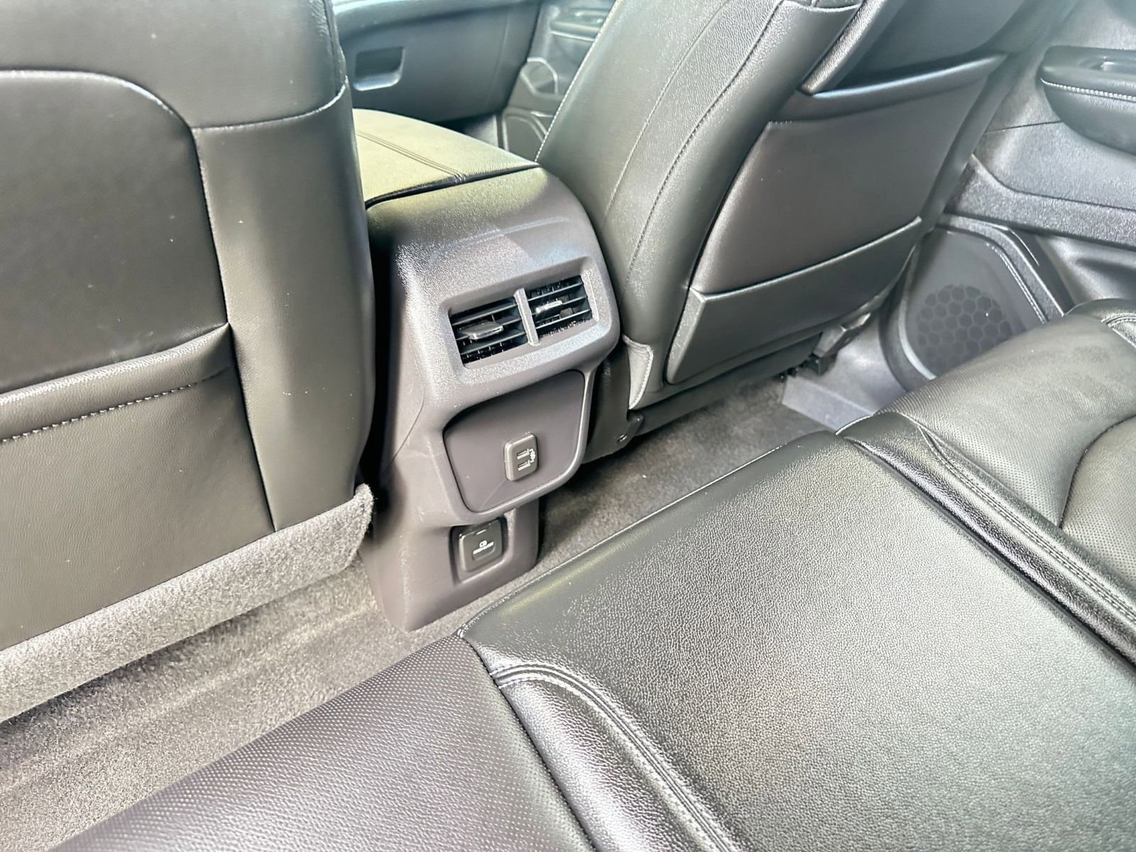 Thumbnail: 2024 GMC Terrain - 25