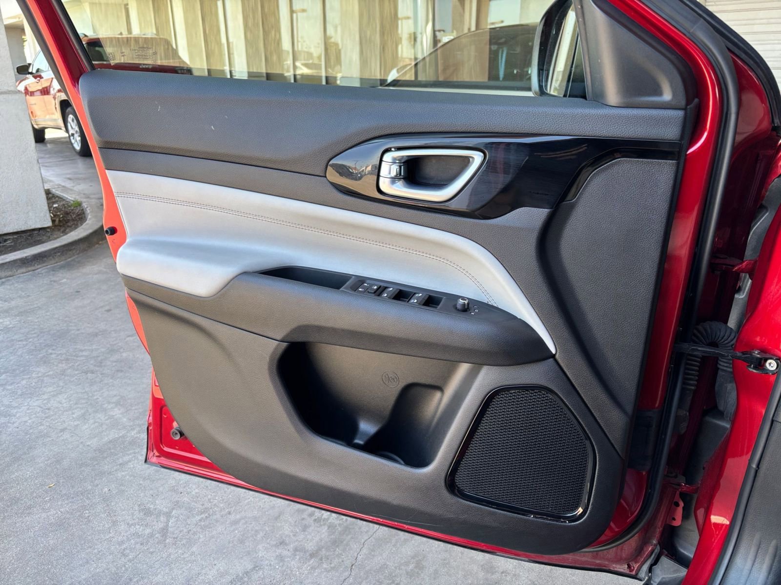 Thumbnail: 2025 Jeep Compass - 18