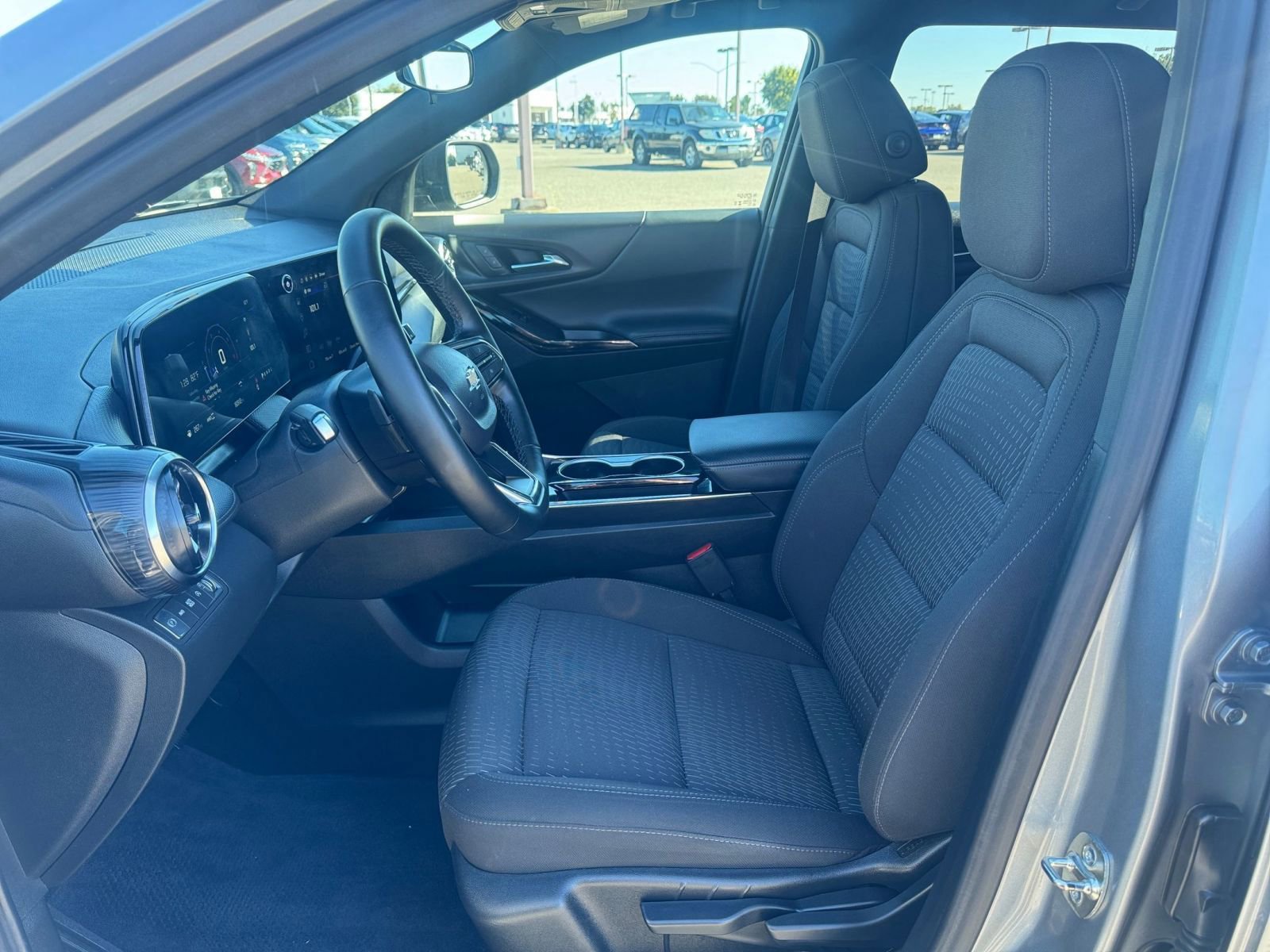 Thumbnail: 2025 Chevrolet Equinox - 27