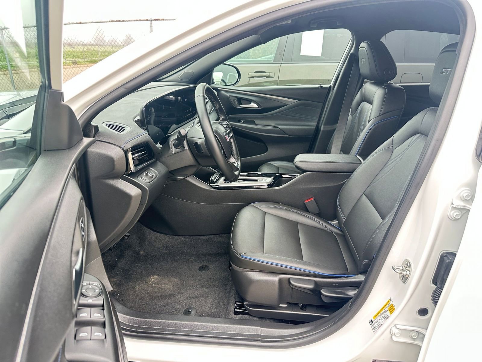 Thumbnail: 2025 Buick Envista - 27