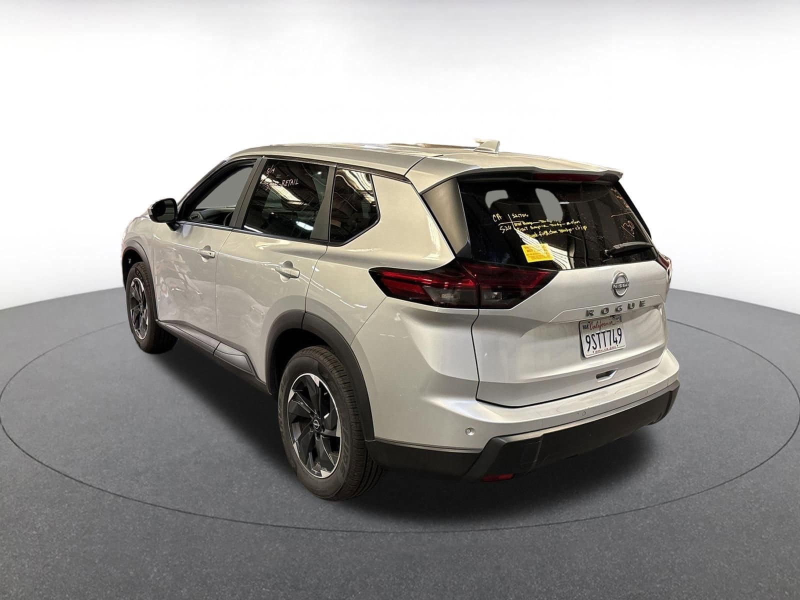 Thumbnail: 2025 Nissan Rogue - 5