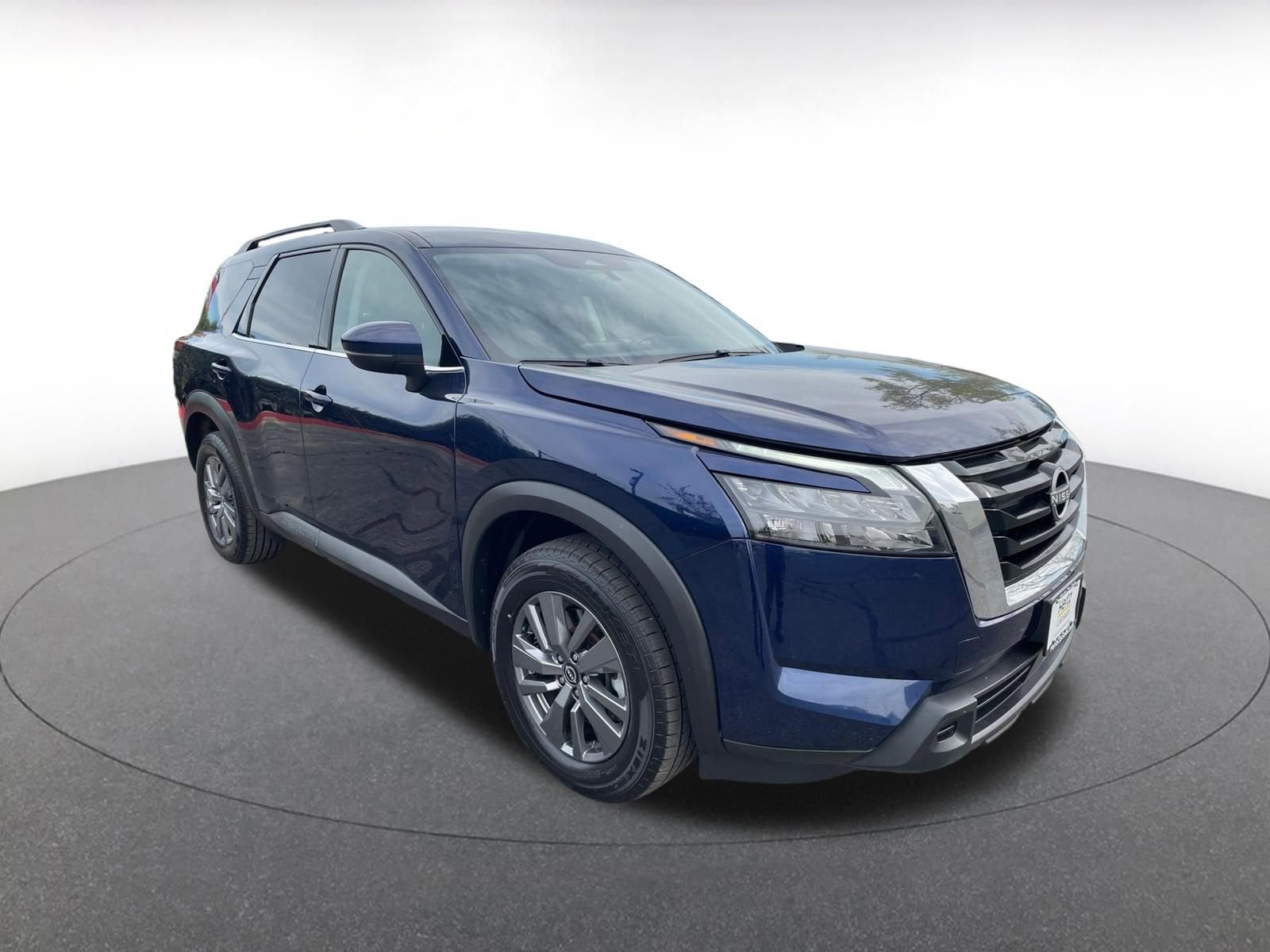 Thumbnail: 2025 Nissan Pathfinder - 1