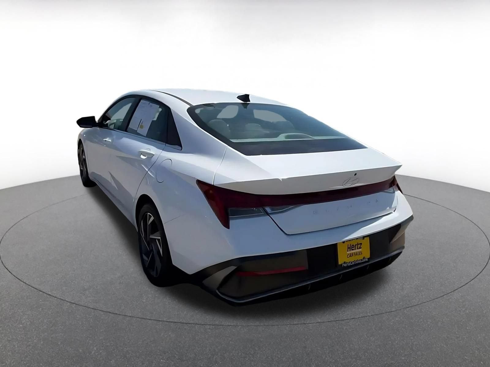 Thumbnail: 2025 Hyundai Elantra - 9