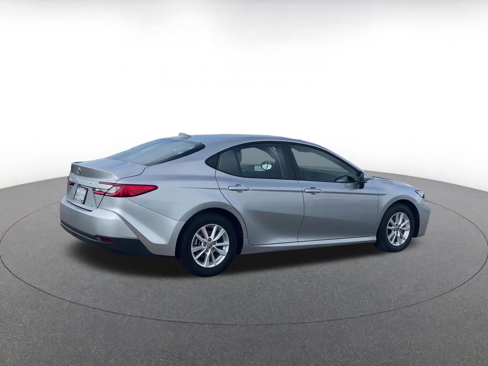 Thumbnail: 2025 Toyota Camry - 15