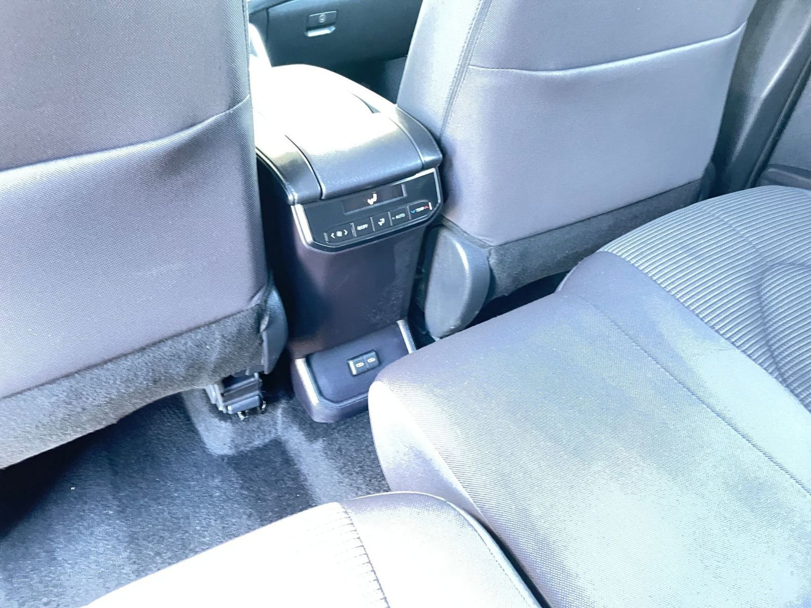 Thumbnail: 2025 Toyota Highlander - 24