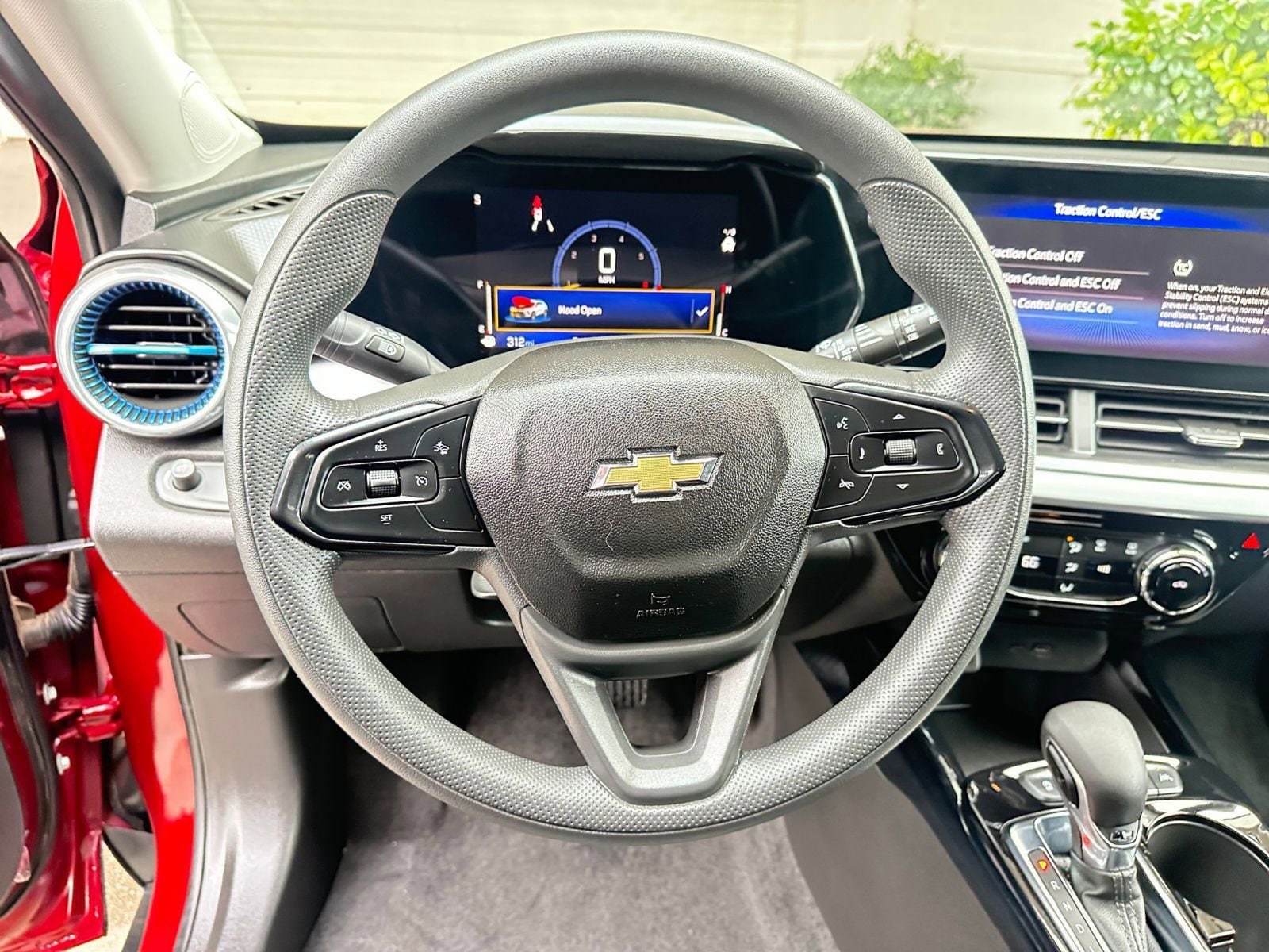 Thumbnail: 2025 Chevrolet Trax - 28