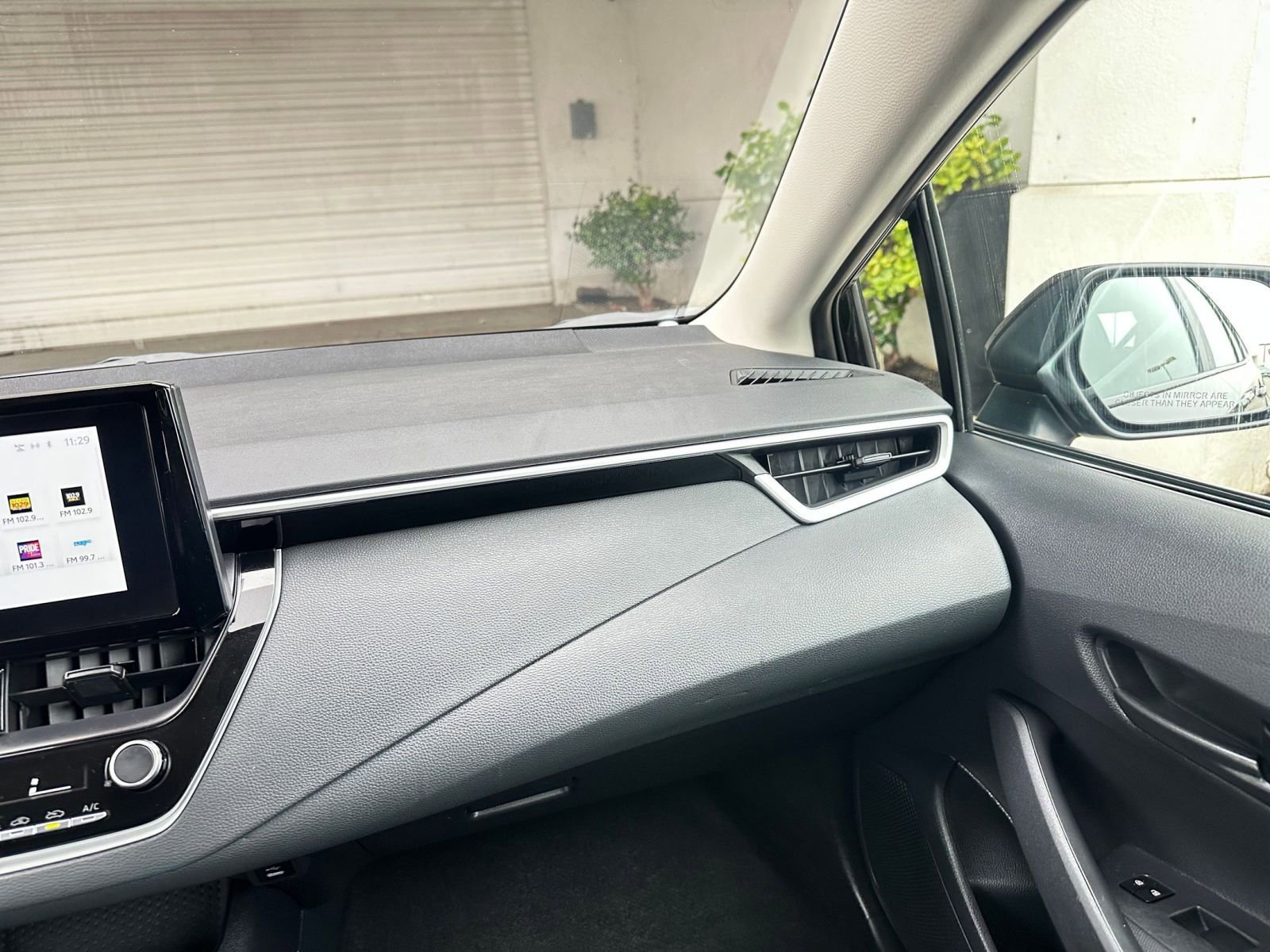 Thumbnail: 2025 Toyota Corolla - 35