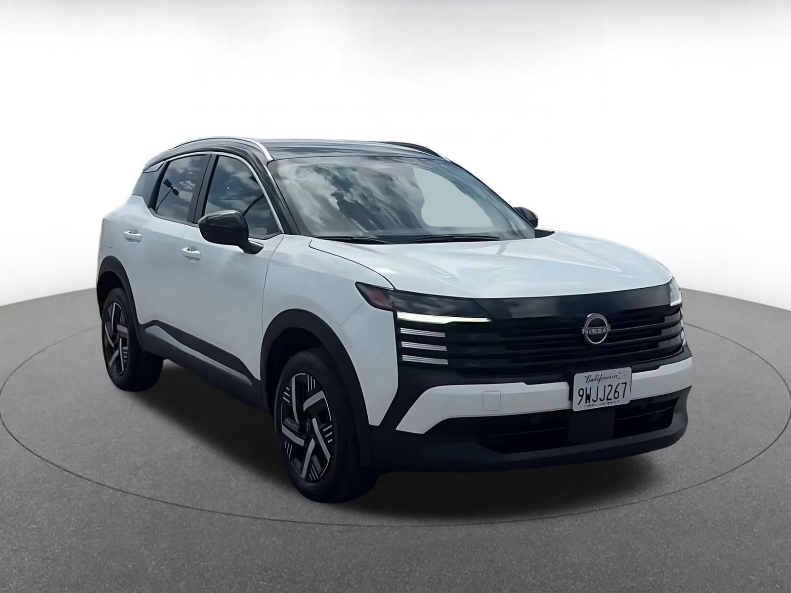 Thumbnail: 2026 Nissan Kicks - 3