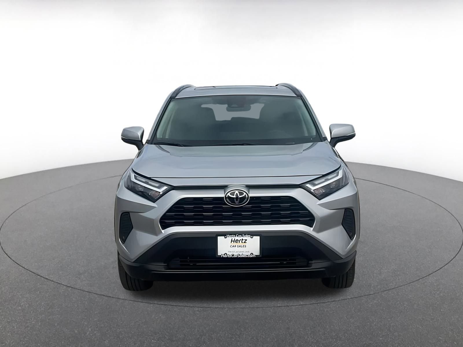 Thumbnail: 2025 Toyota RAV4 - 4