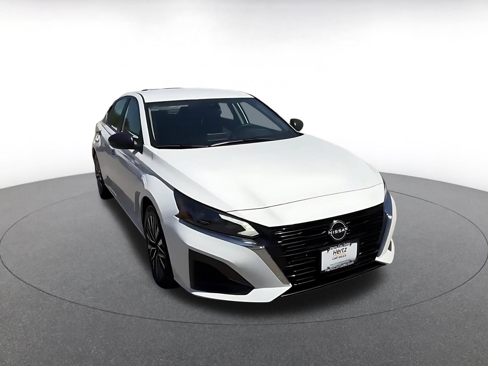 Thumbnail: 2025 Nissan Altima - 3