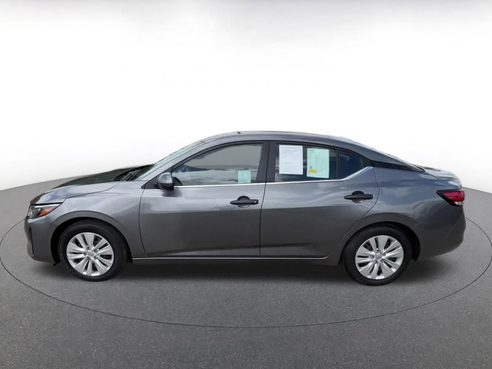 Thumbnail: 2025 Nissan Sentra - 9