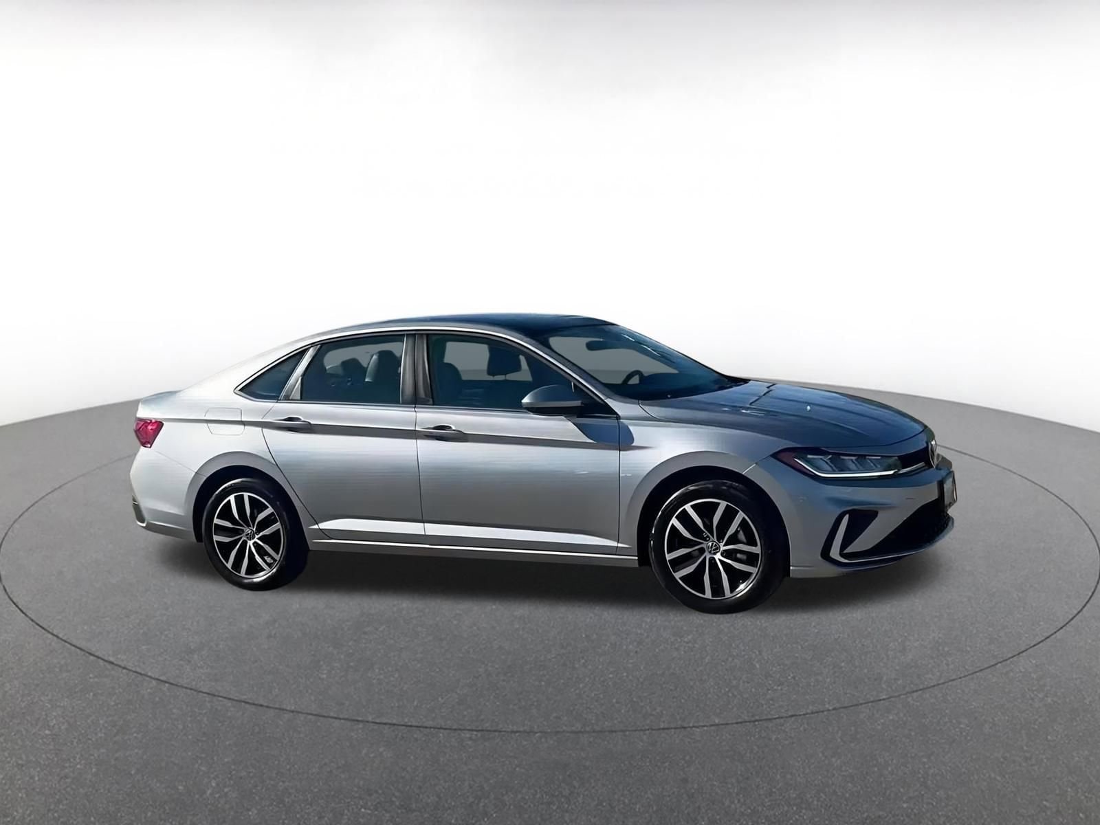 Thumbnail: 2025 Volkswagen Jetta - 2