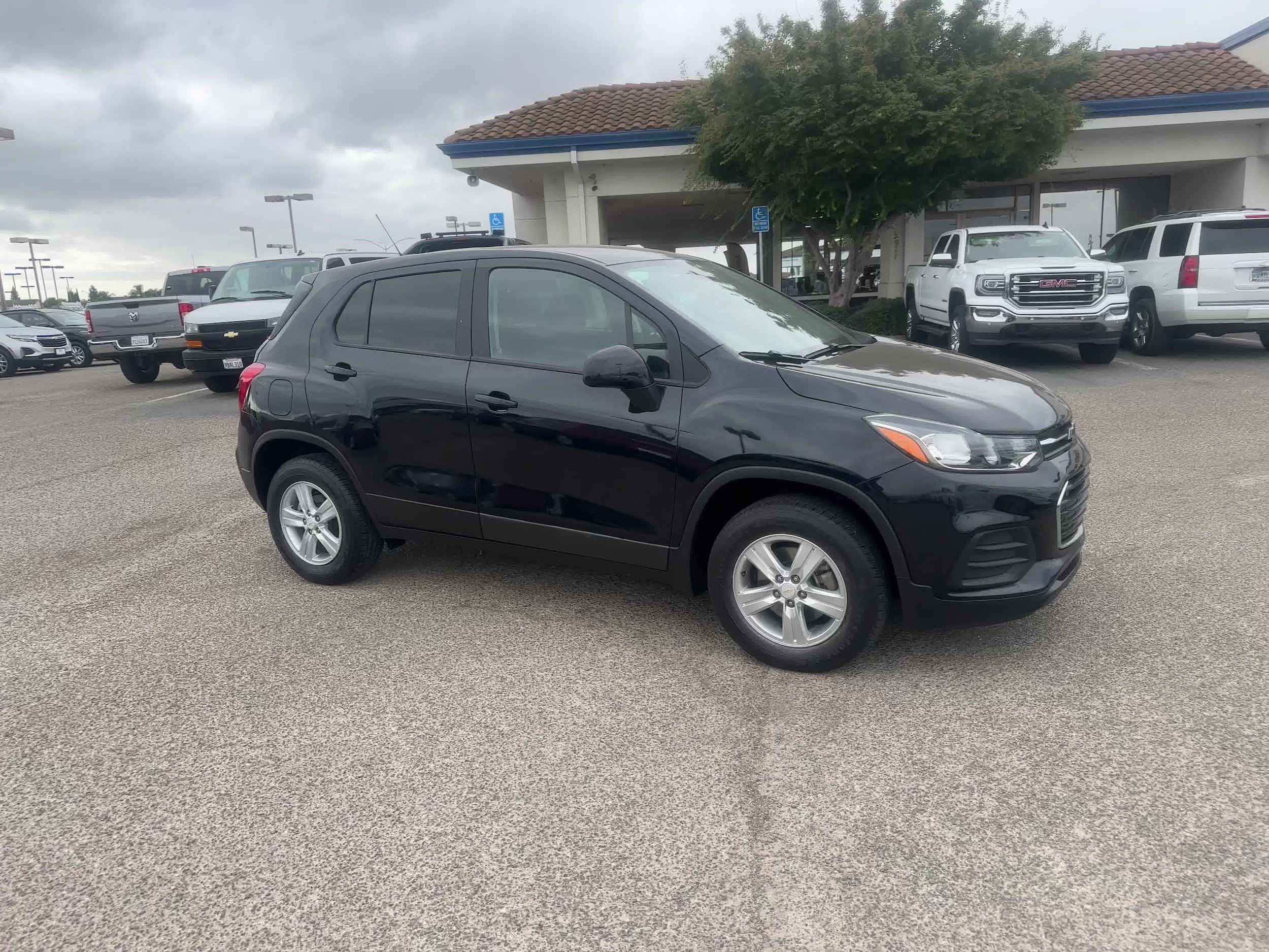 2021 Chevrolet Trax LS 6