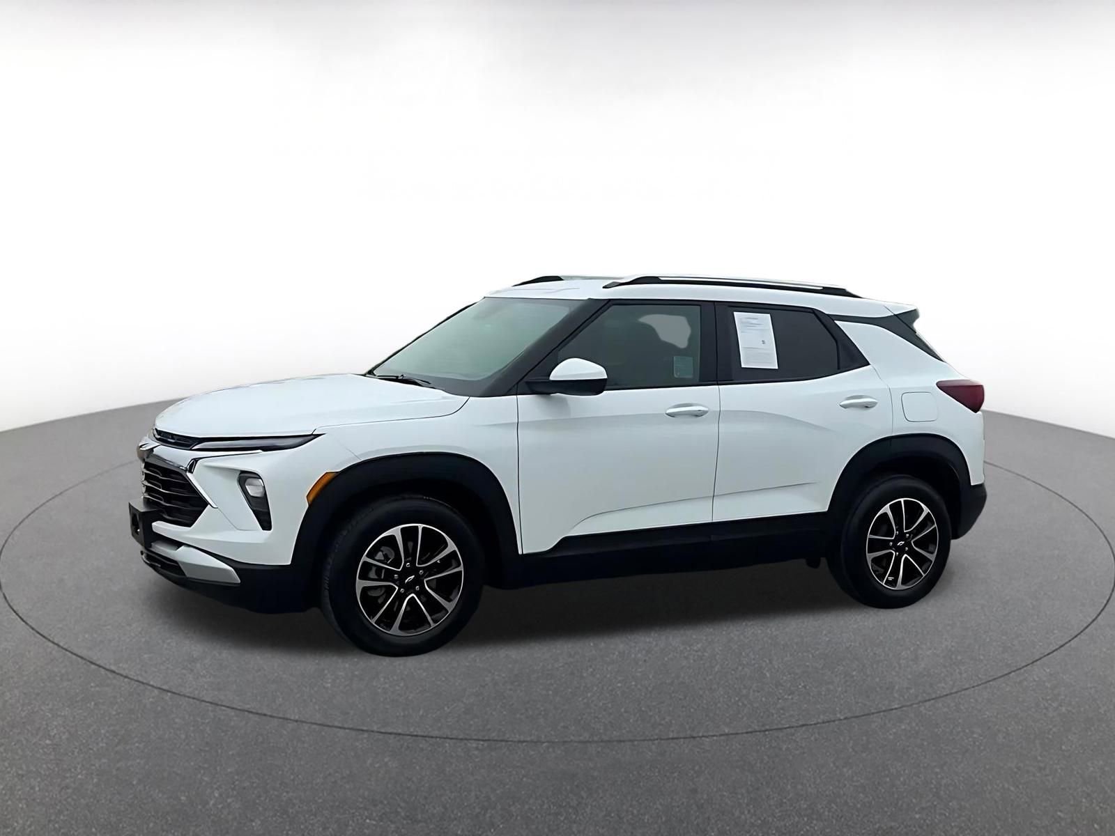 Thumbnail: 2025 Chevrolet TrailBlazer - 9