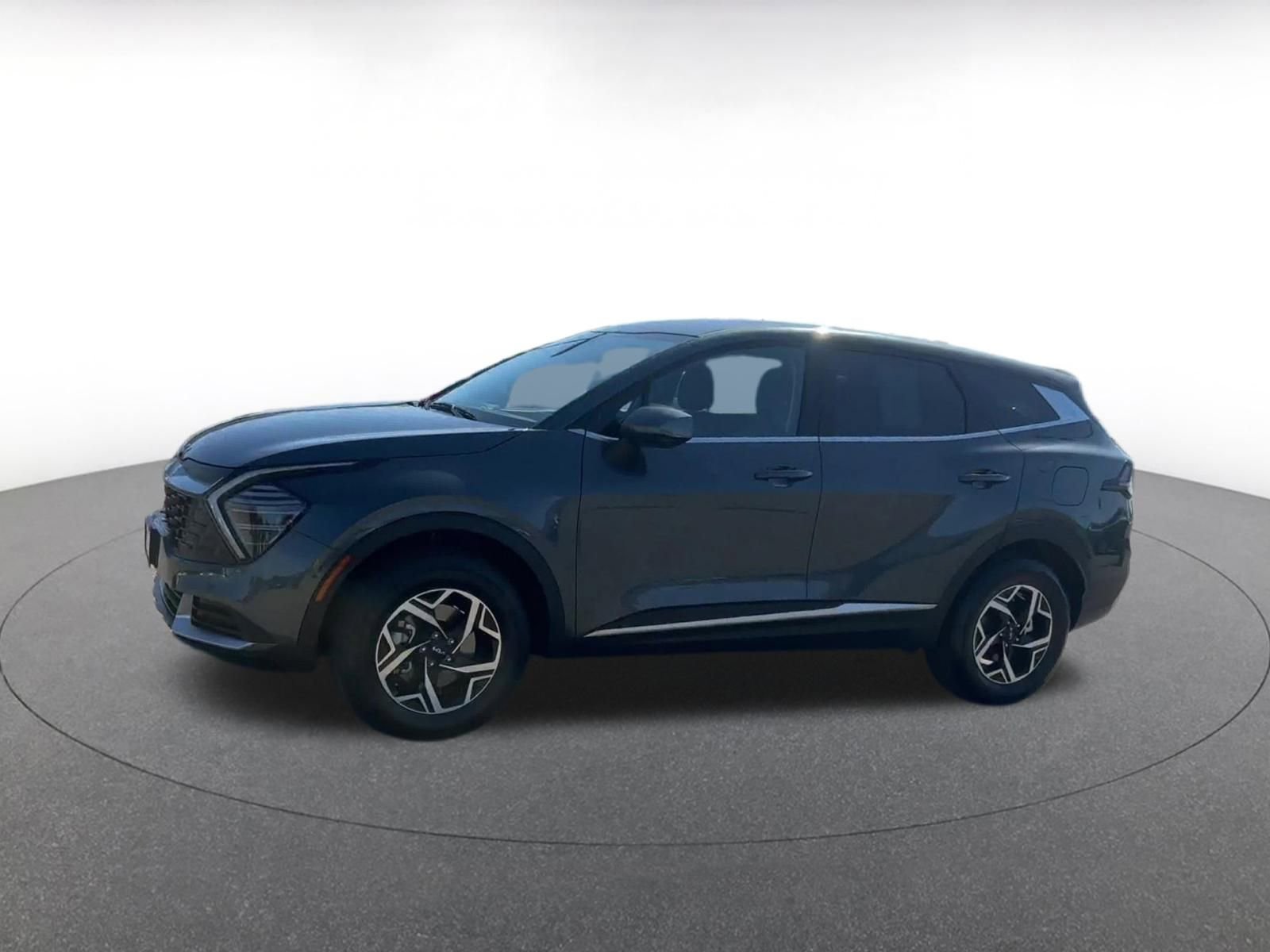 Thumbnail: 2024 Kia Sportage - 7