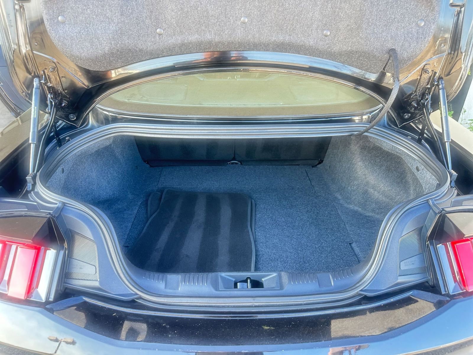 Thumbnail: 2024 Ford Mustang - 31