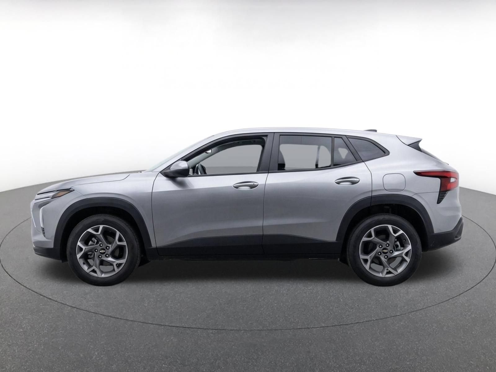 Thumbnail: 2025 Chevrolet Trax - 4