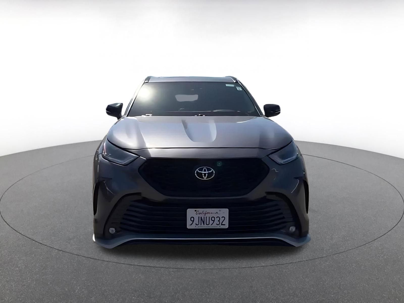 Thumbnail: 2024 Toyota Highlander - 4