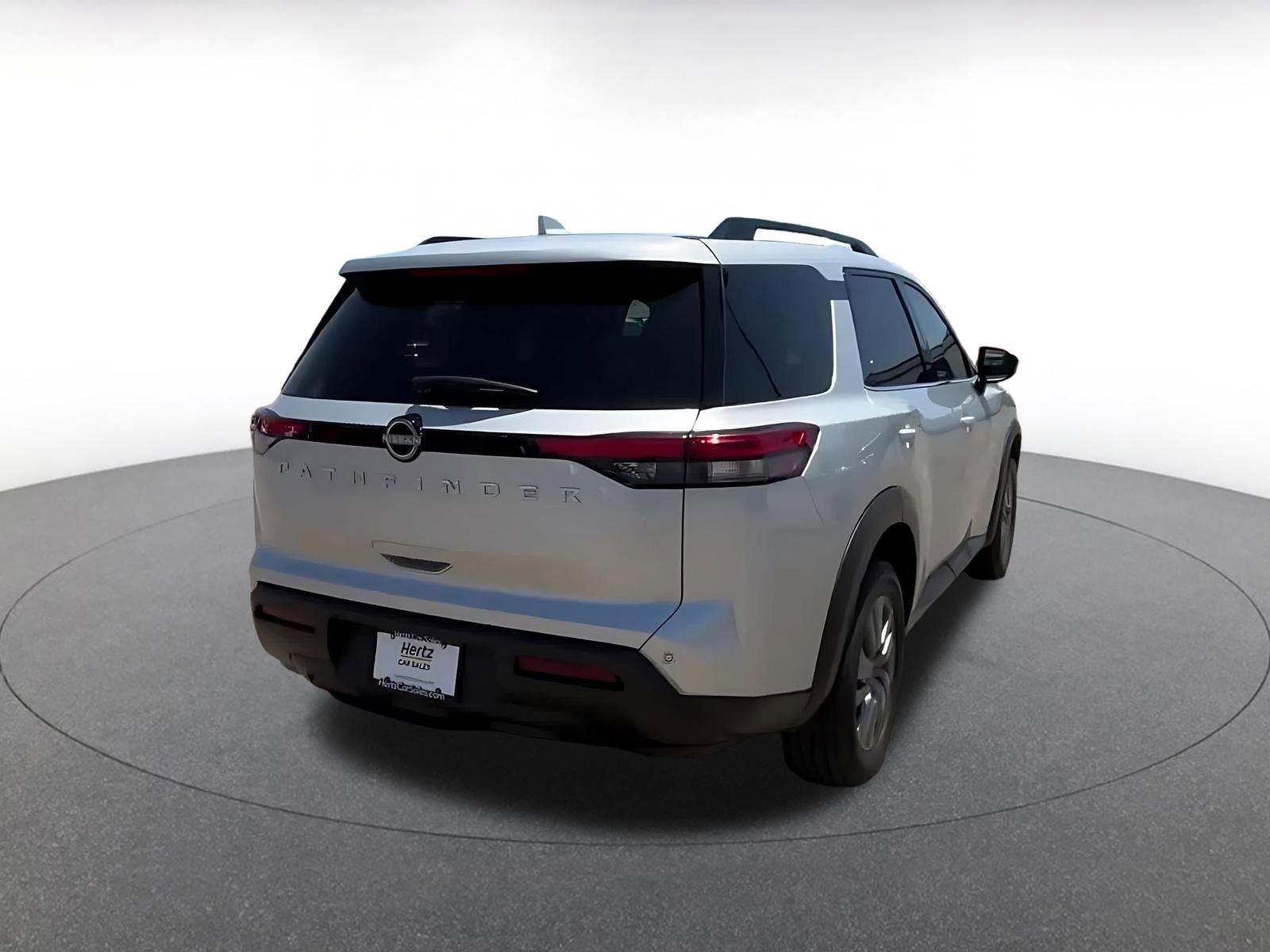 Thumbnail: 2025 Nissan Pathfinder - 14