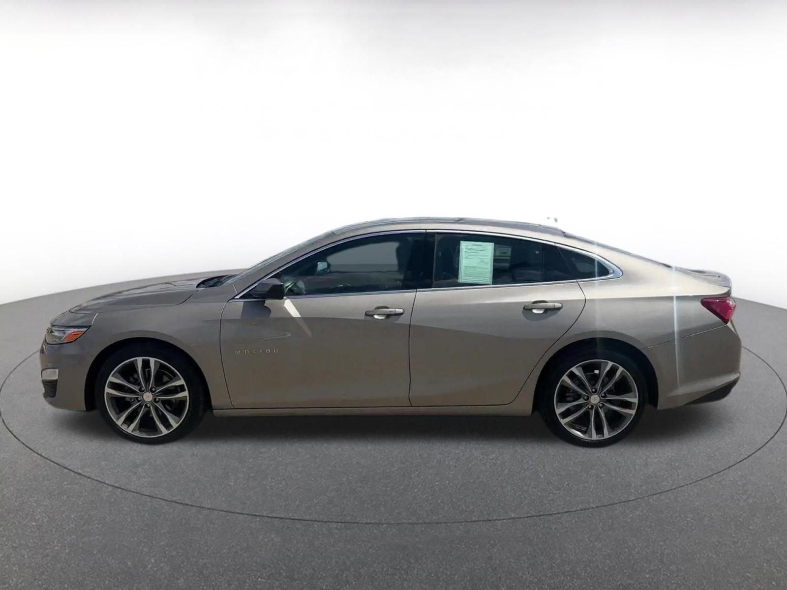 Thumbnail: 2024 Chevrolet Malibu - 8