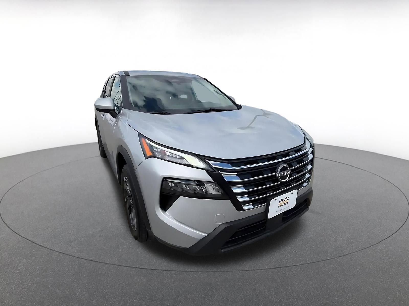 Thumbnail: 2025 Nissan Rogue - 3