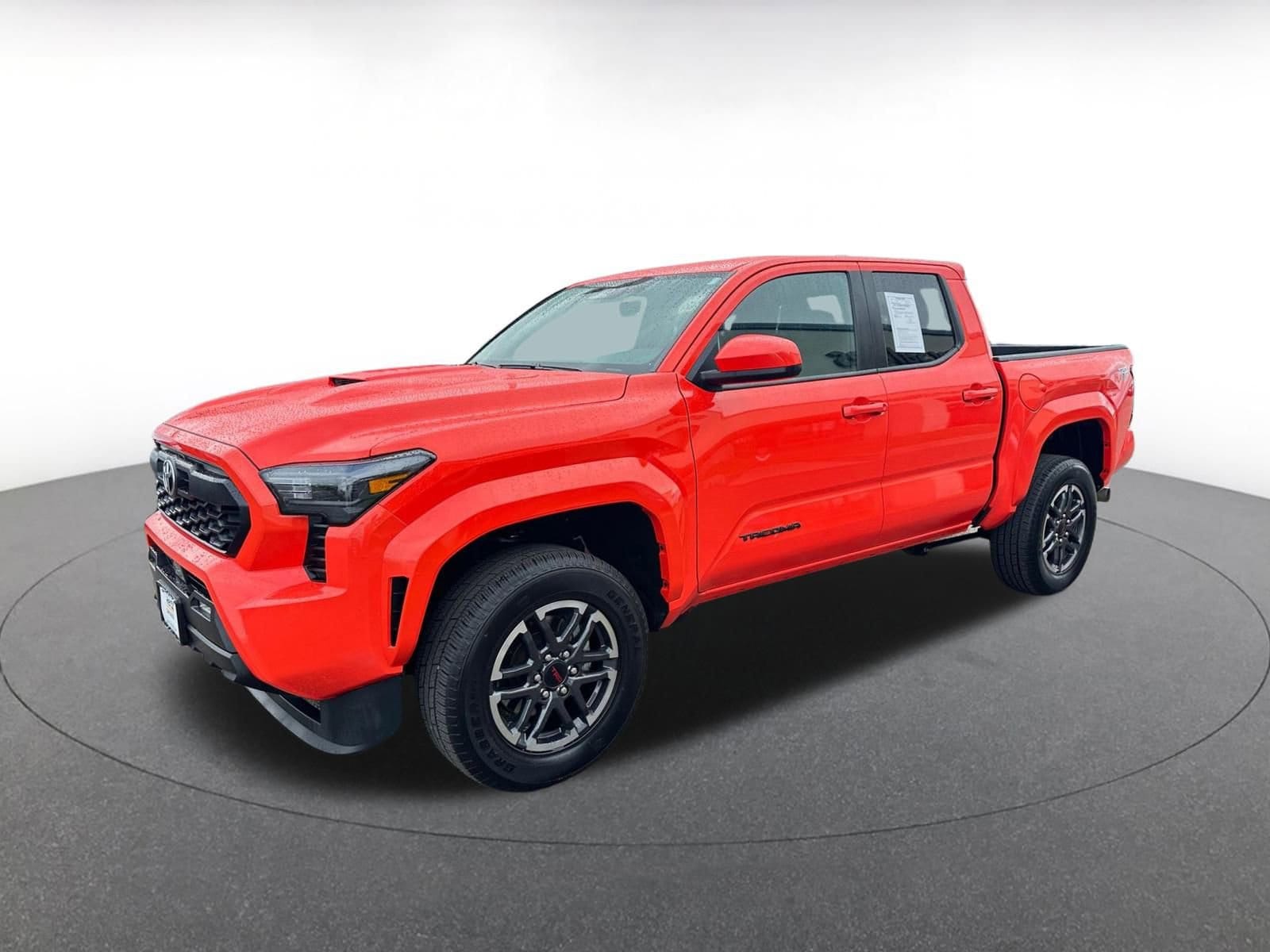 Thumbnail: 2024 Toyota Tacoma - 4