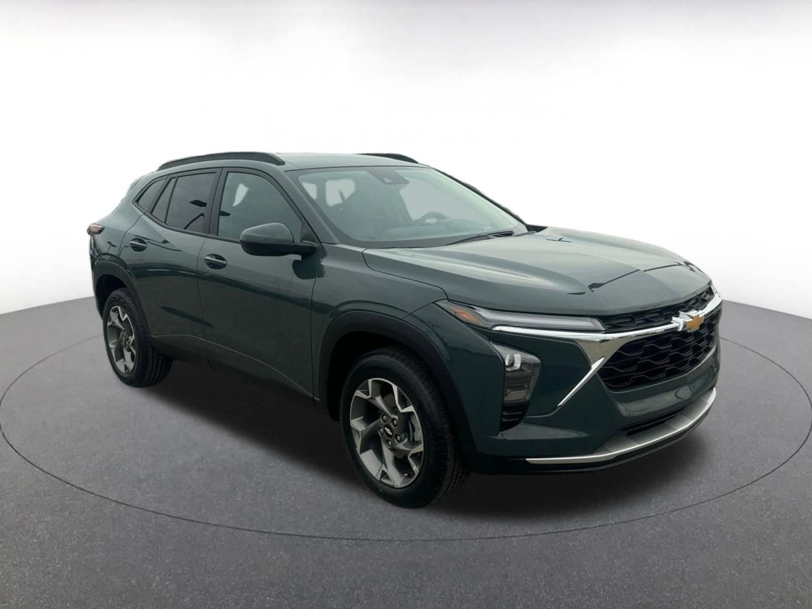 Thumbnail: 2025 Chevrolet Trax - 1