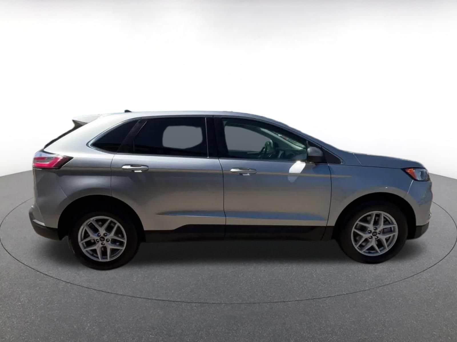 Thumbnail: 2024 Ford Edge - 16