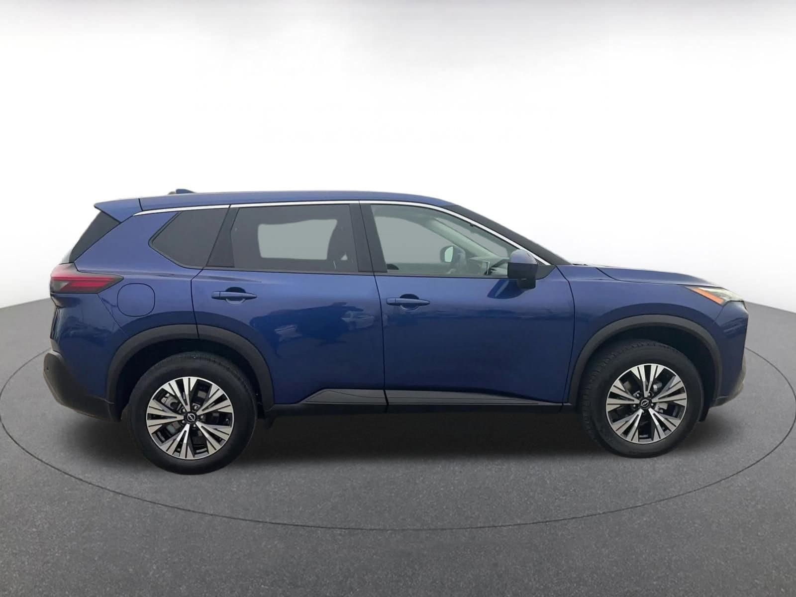 Thumbnail: 2023 Nissan Rogue - 16
