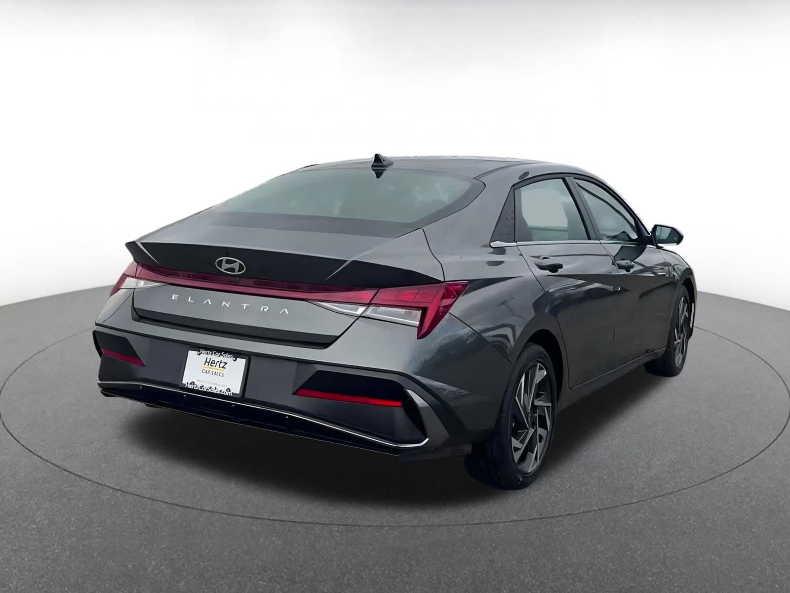 Thumbnail: 2025 Hyundai Elantra - 15