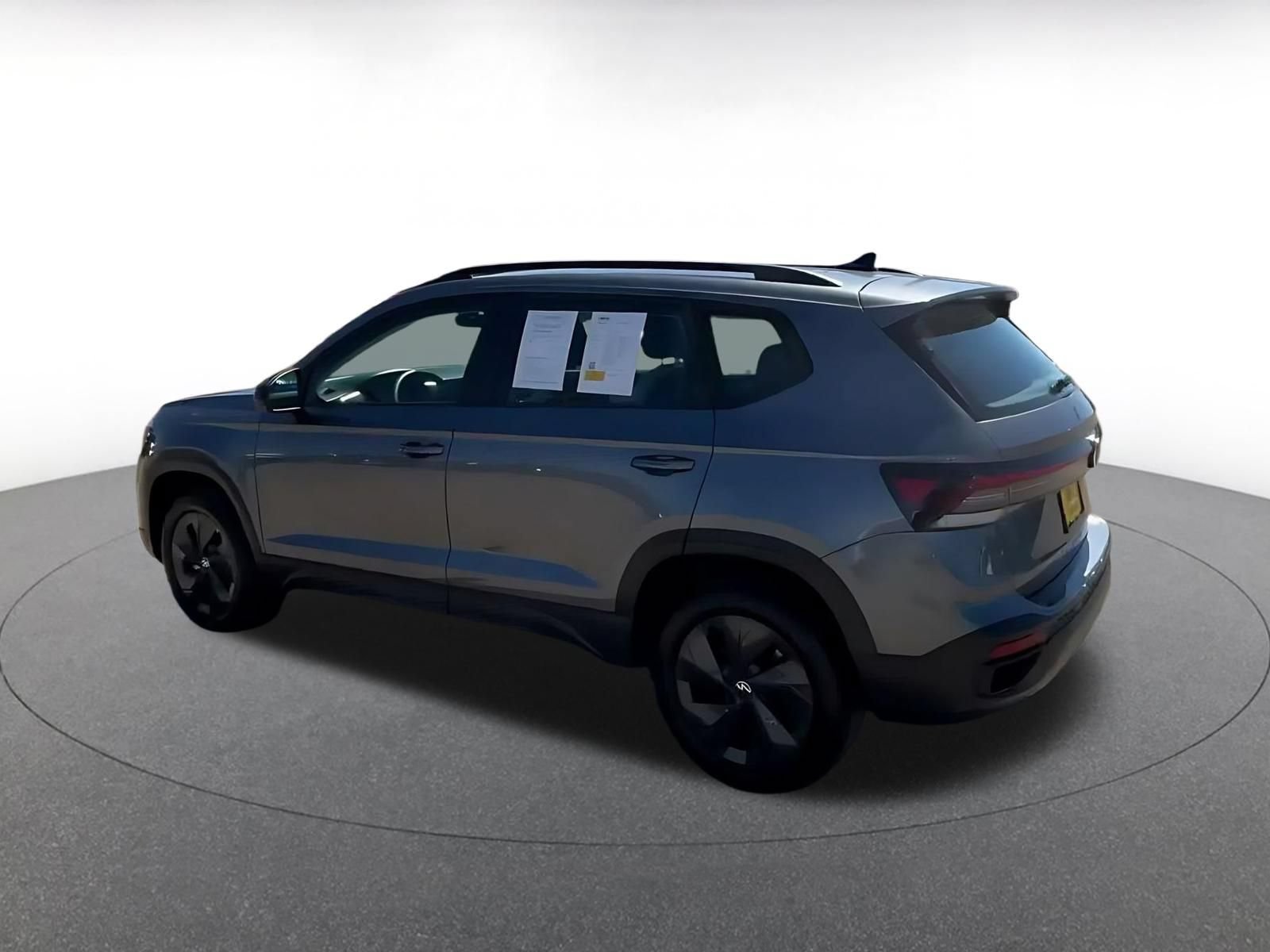 Thumbnail: 2026 Volkswagen Taos - 9