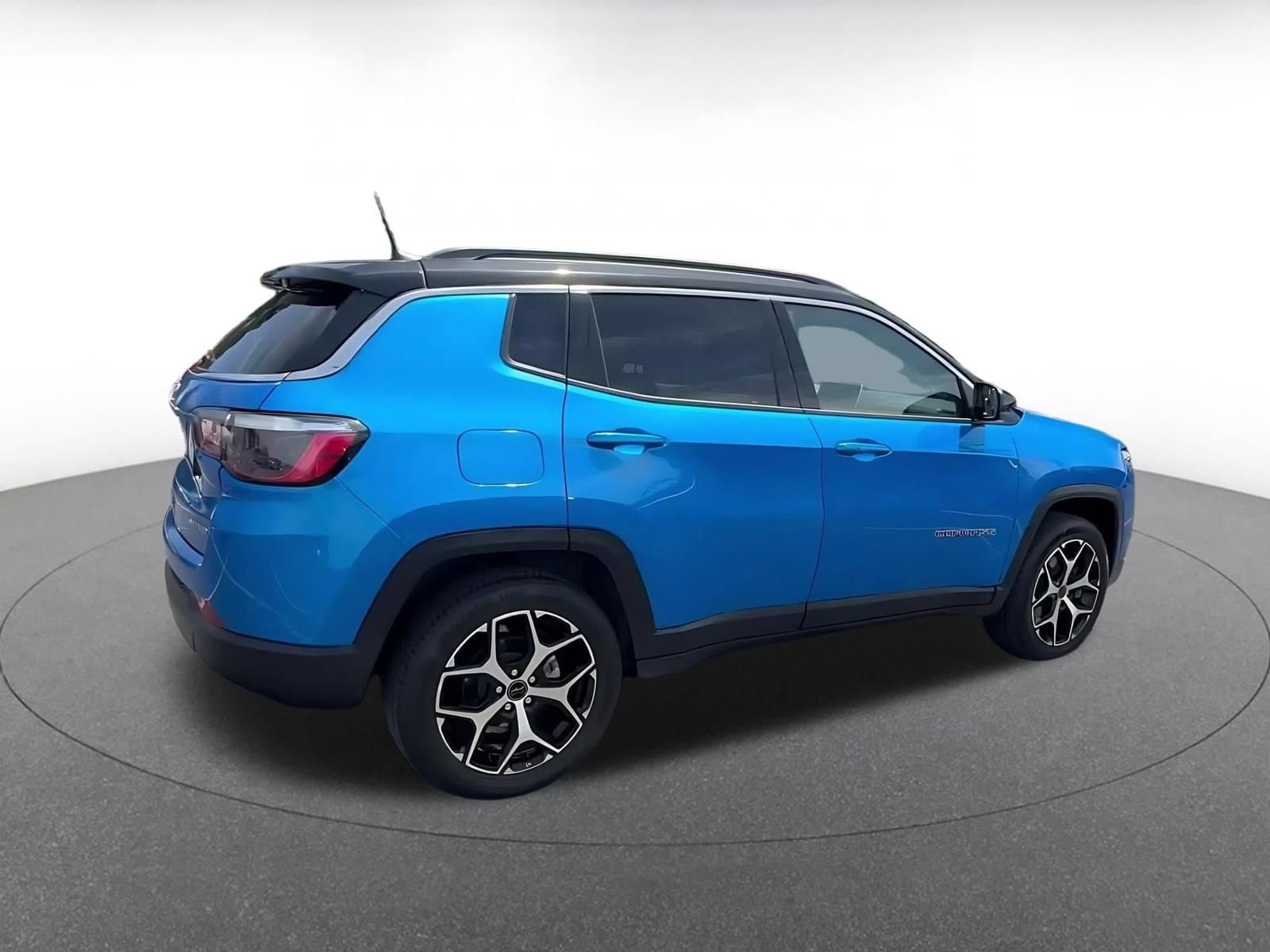 Thumbnail: 2025 Jeep Compass - 14