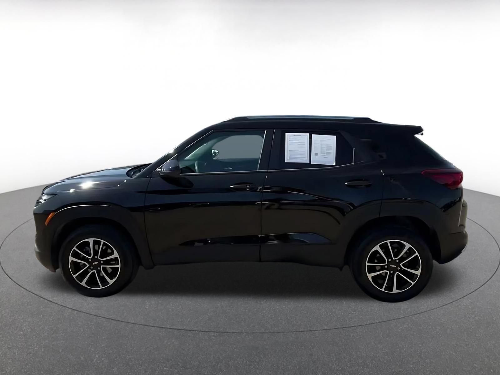 Thumbnail: 2025 Chevrolet TrailBlazer - 8