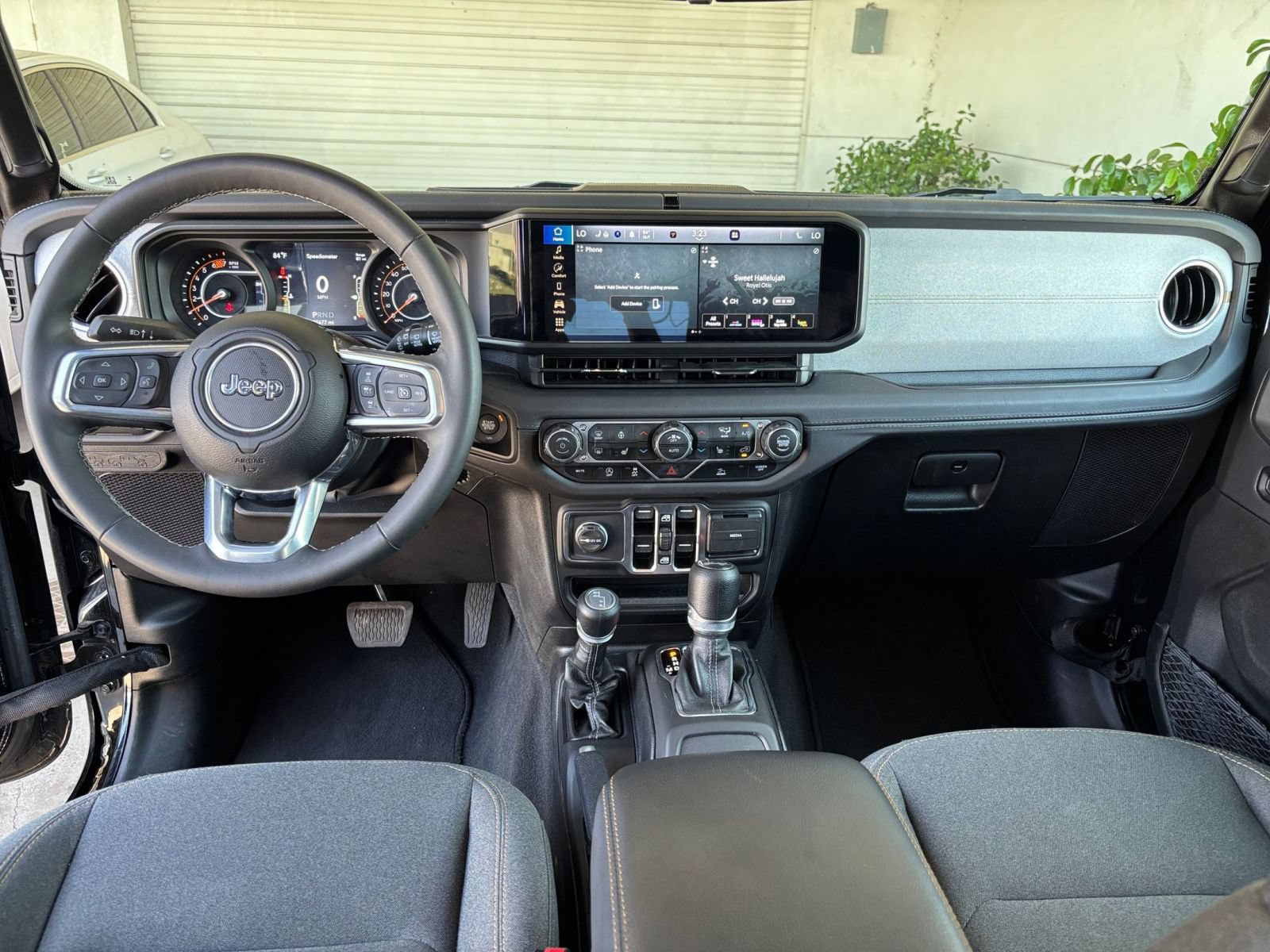 Thumbnail: 2025 Jeep Wrangler - 28