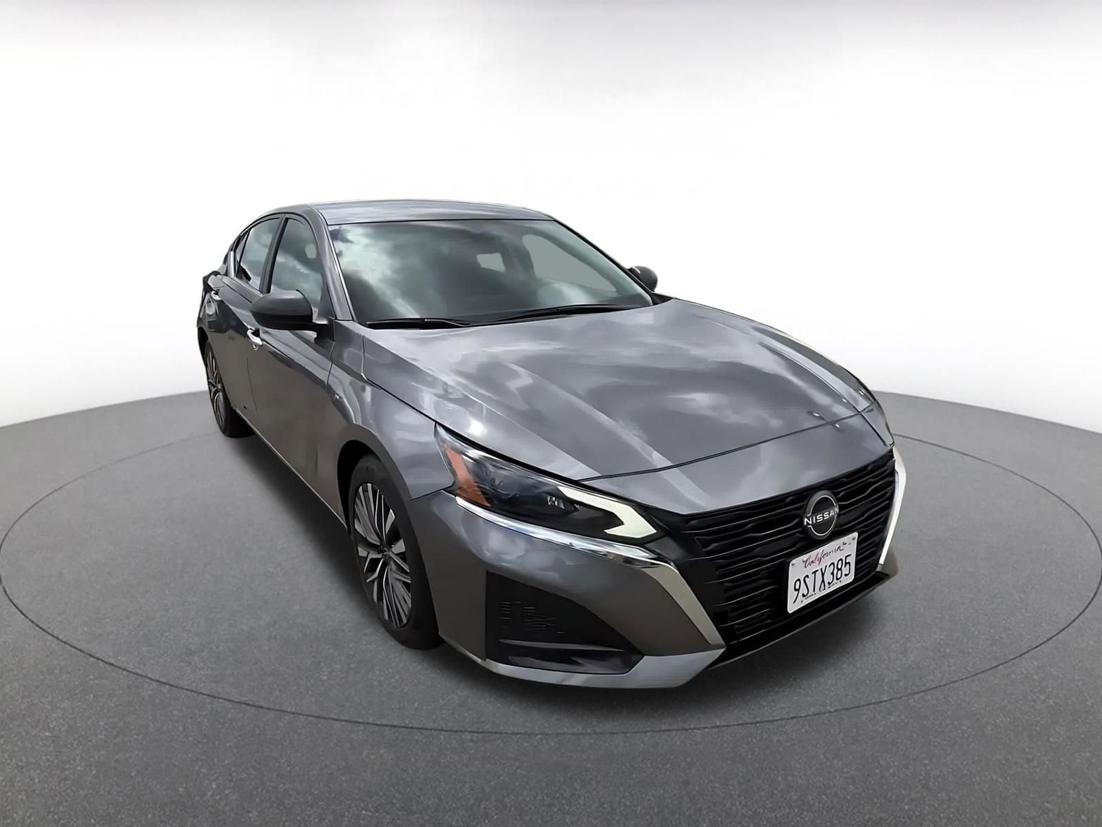 Thumbnail: 2025 Nissan Altima - 3