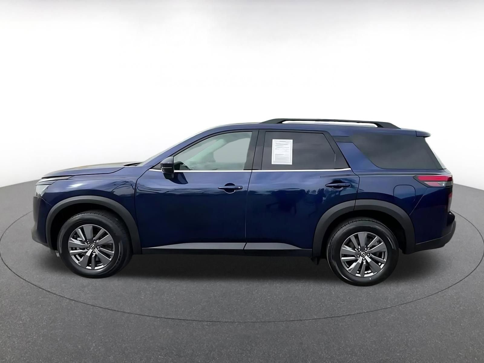 Thumbnail: 2025 Nissan Pathfinder - 9