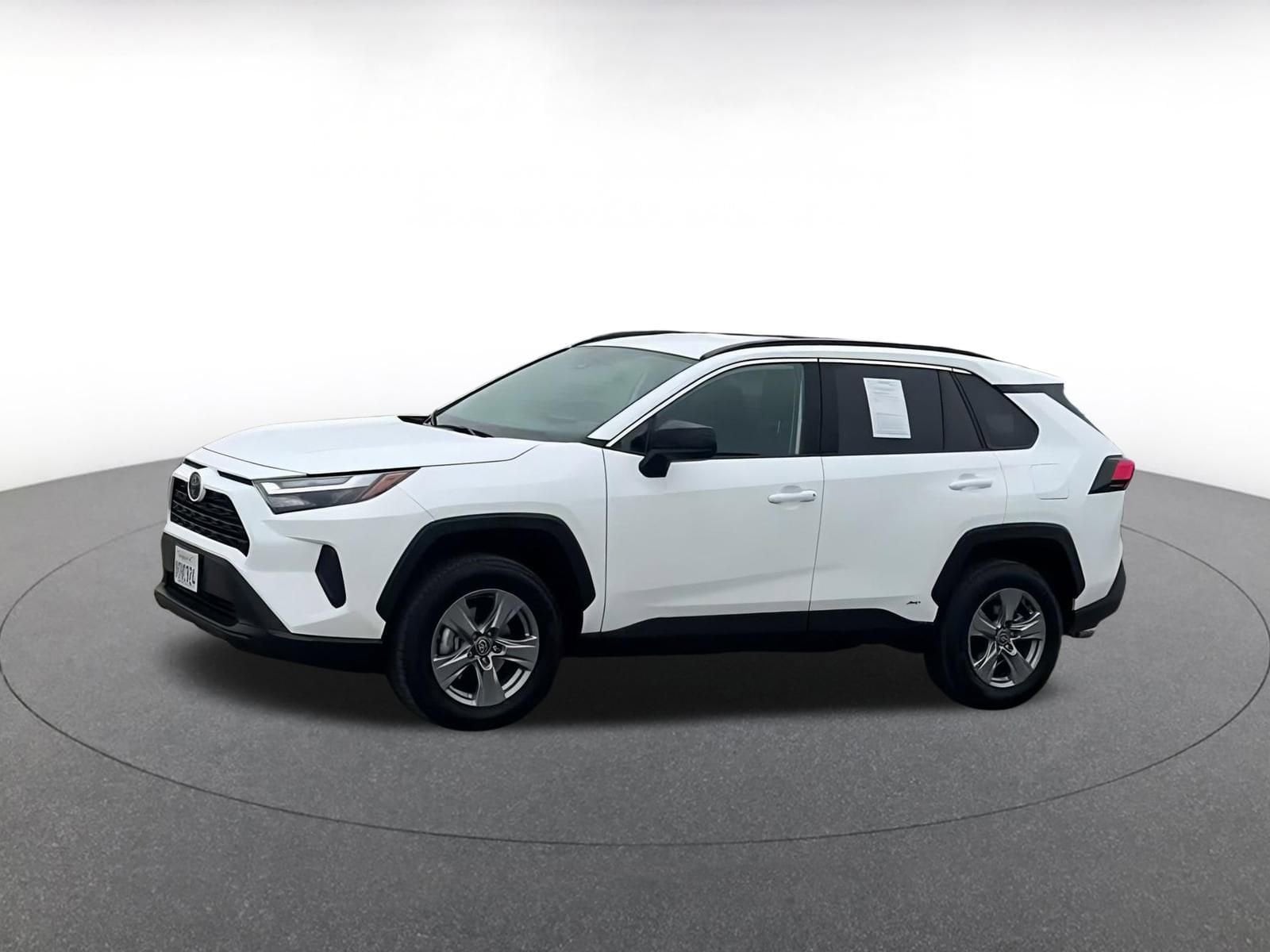 Thumbnail: 2025 Toyota RAV4 - 8