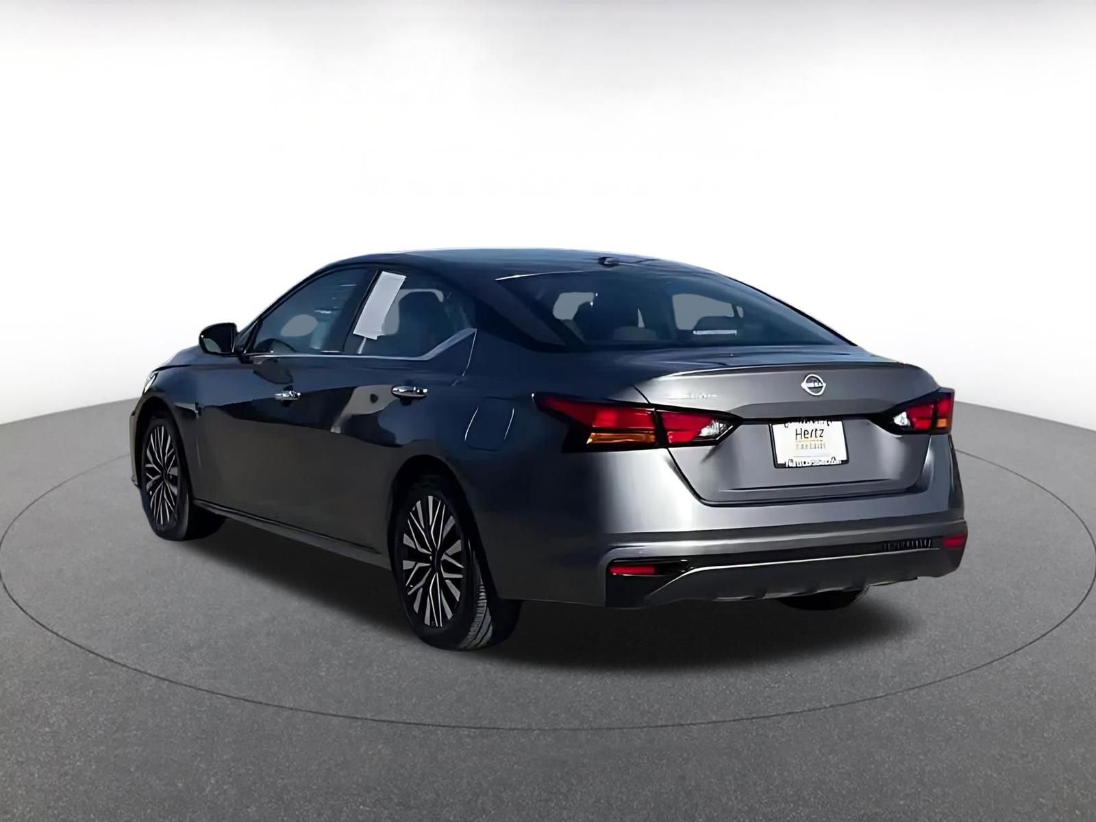 Thumbnail: 2025 Nissan Altima - 12