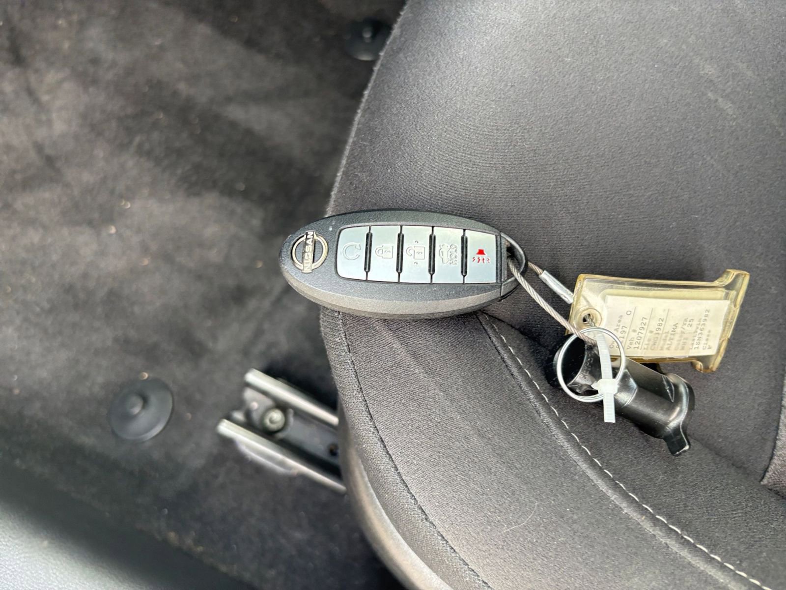 Thumbnail: 2025 Nissan Altima - 25