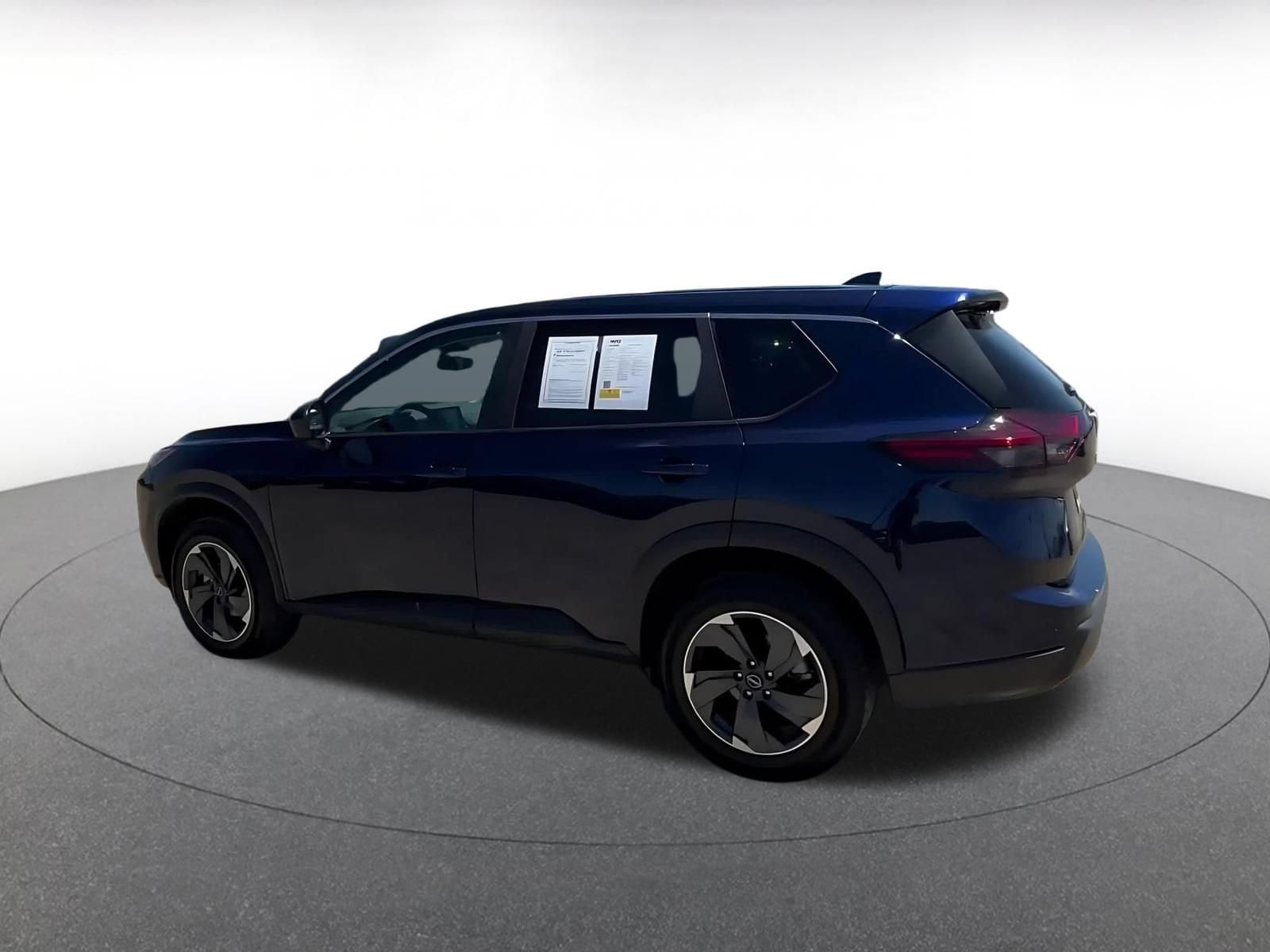 Thumbnail: 2025 Nissan Rogue - 10