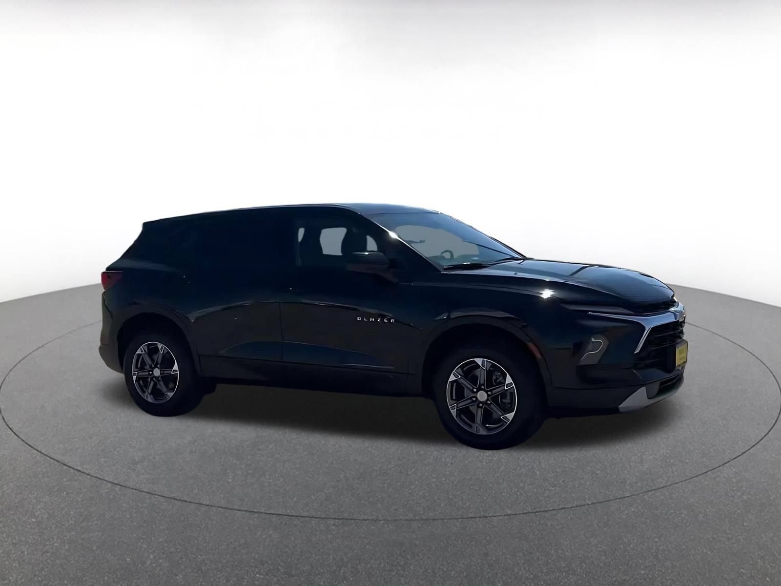 Thumbnail: 2025 Chevrolet Blazer - 2