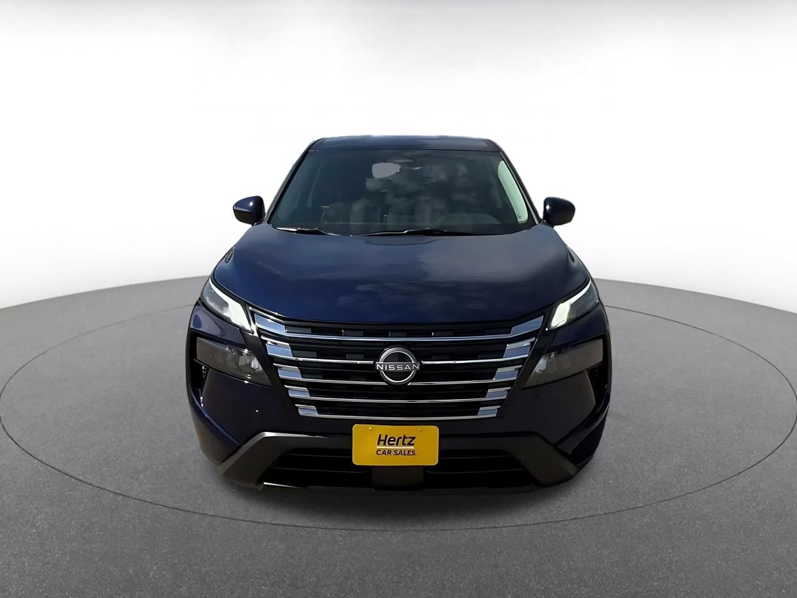 Thumbnail: 2025 Nissan Rogue - 4