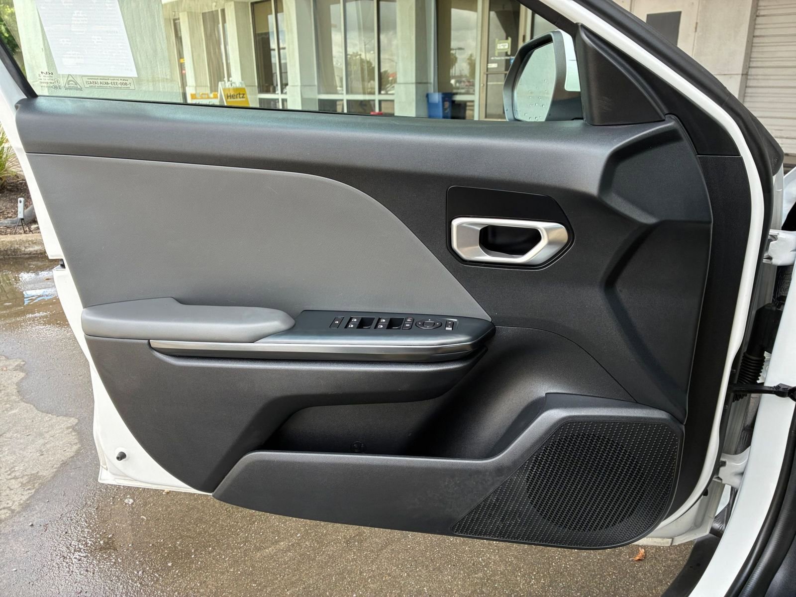 Thumbnail: 2025 Kia K4 - 18