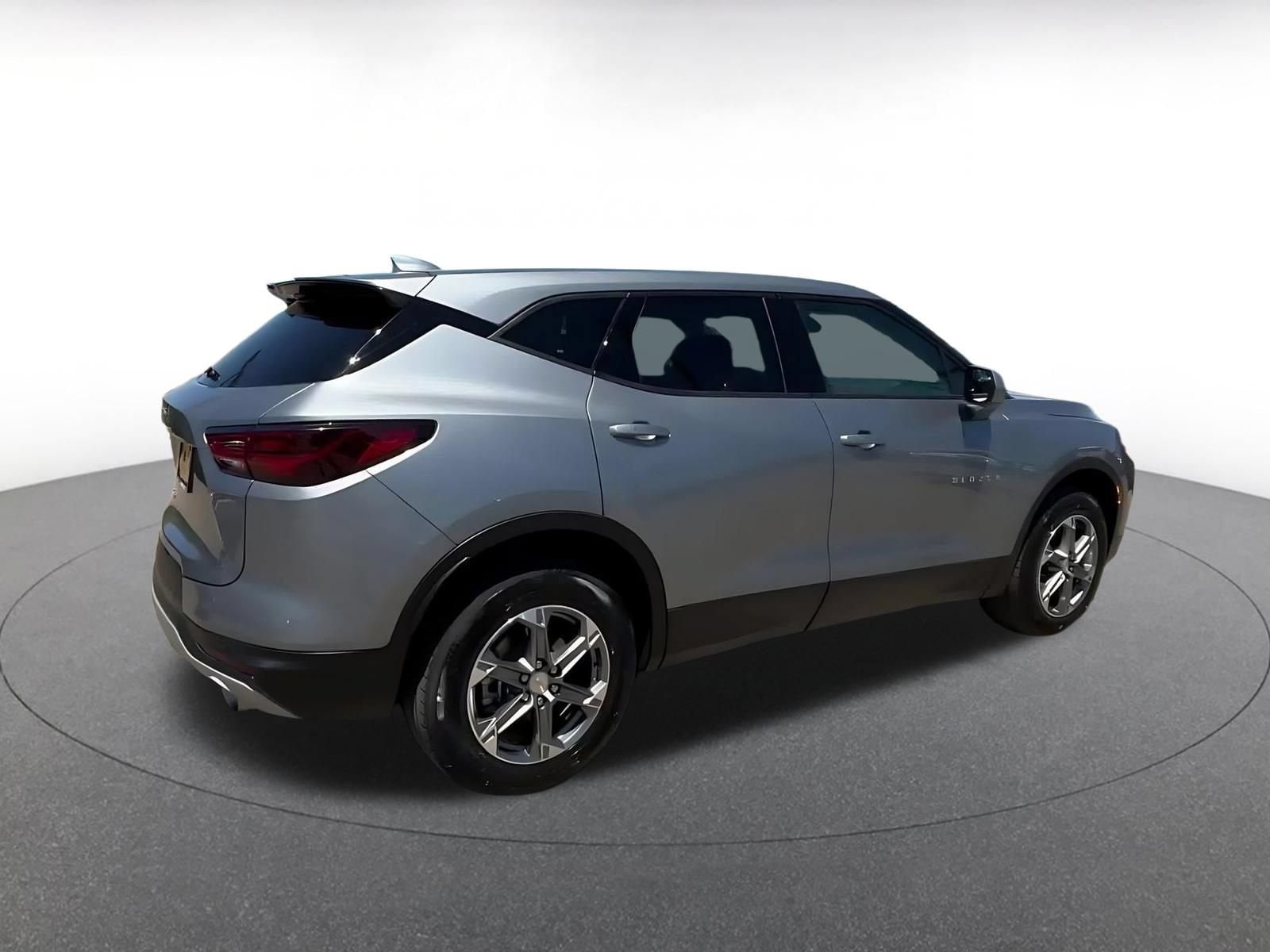 Thumbnail: 2026 Chevrolet Blazer - 15