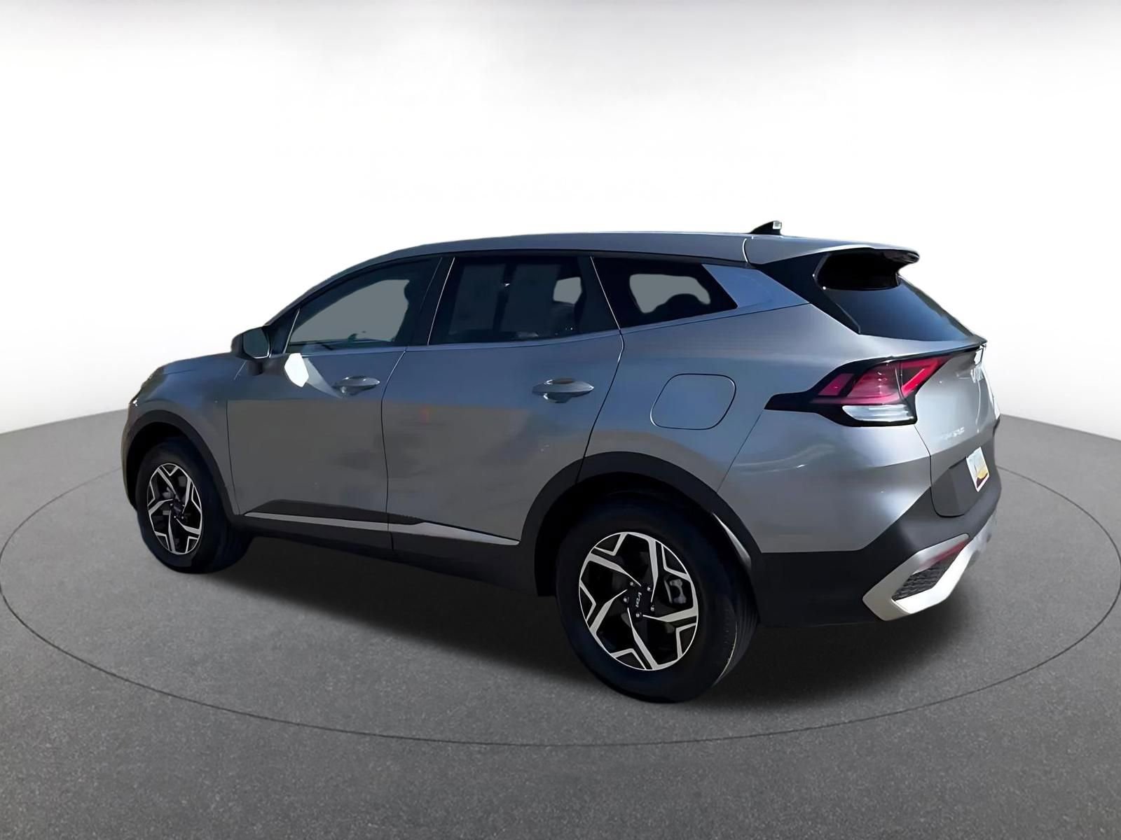 Thumbnail: 2025 Kia Sportage - 10